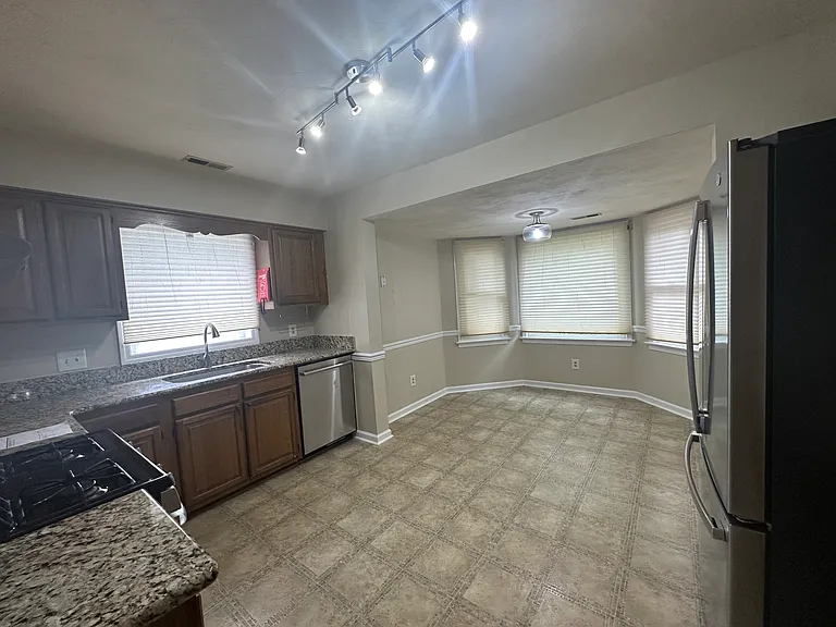 2416 Melstone Ct — Photo 6