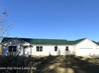 7585 S Steel Rd, Saint Charles, MI 48655