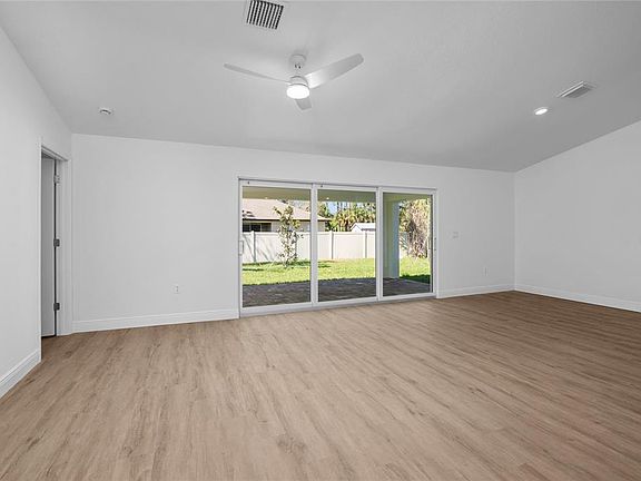 3rd image of 4635 Hungary Rd