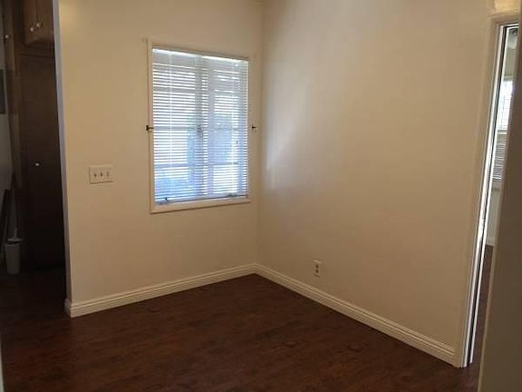 4th image of 204 N El Molino St