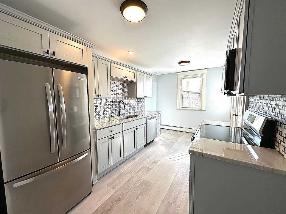 1st image of 1452 Mineral Spring Ave Unit 2