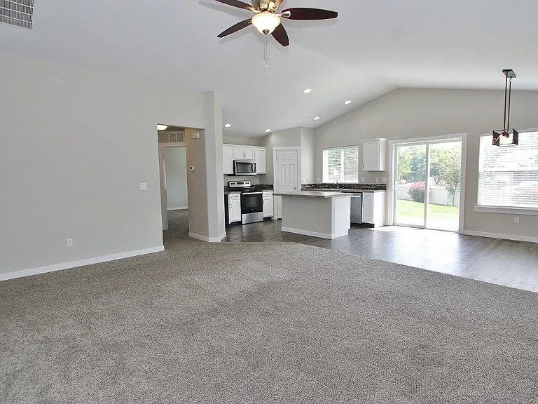 2897 W Jayton Dr — Photo 5