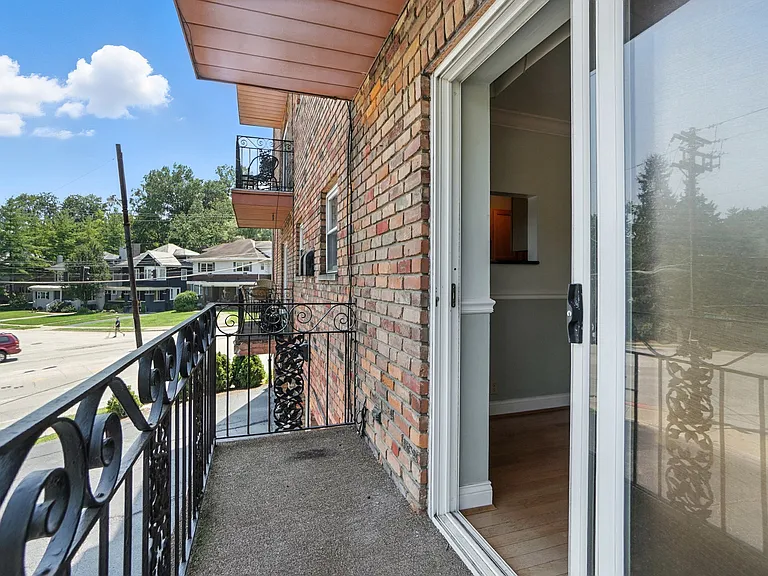 2270 Madison Rd #1B — Photo 26