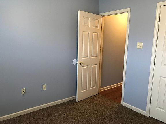 5th image of 1400 Southern Hills Dr