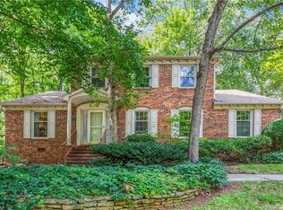 1605 Bearhollow Rd, Greensboro, NC 27410