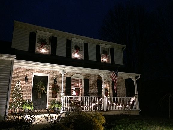 3rd image of 2285 Lee Ln