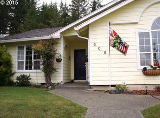 906 Helen Ln, Brookings, OR 97415