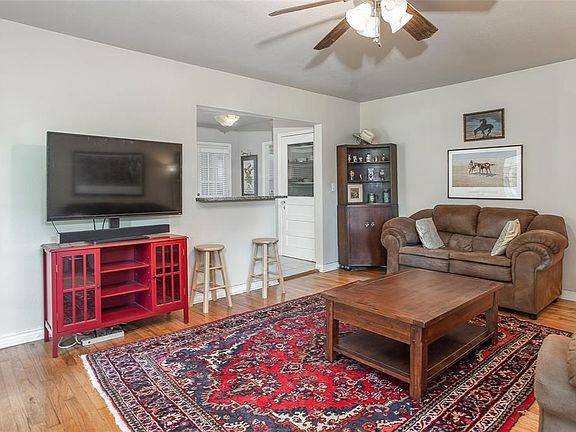 5th image of 6421 Malvey Ave