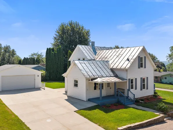 401 15th St Unit 1708, Baraboo, WI 53913