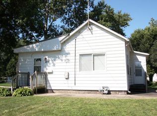403 Normandy St, Waterloo, IA 50703
