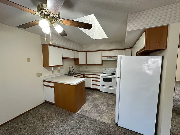 3121 Wildbriar Ln #3121 — Photo 7