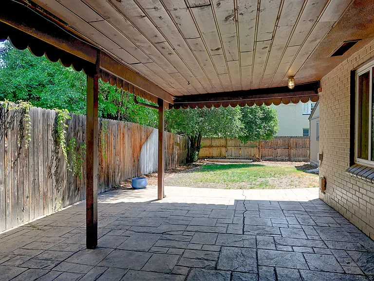 840 N Krameria St — Photo 68