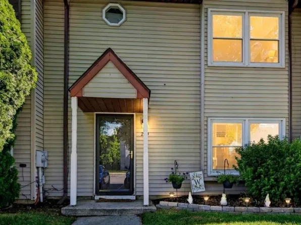 24 Forge Court, Jackson, NJ 08527