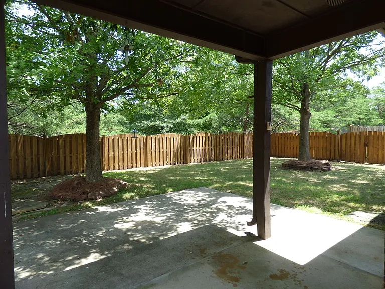 3770 Abbeyglen Way — Photo 14