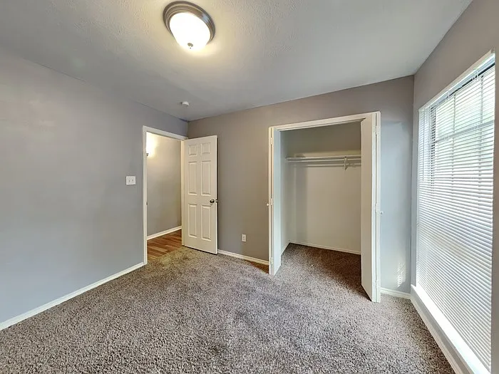 2405 Cripple Creek Dr — Photo 13