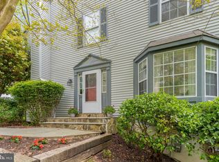 7959 Gambrill Ct, Springfield, VA 22153