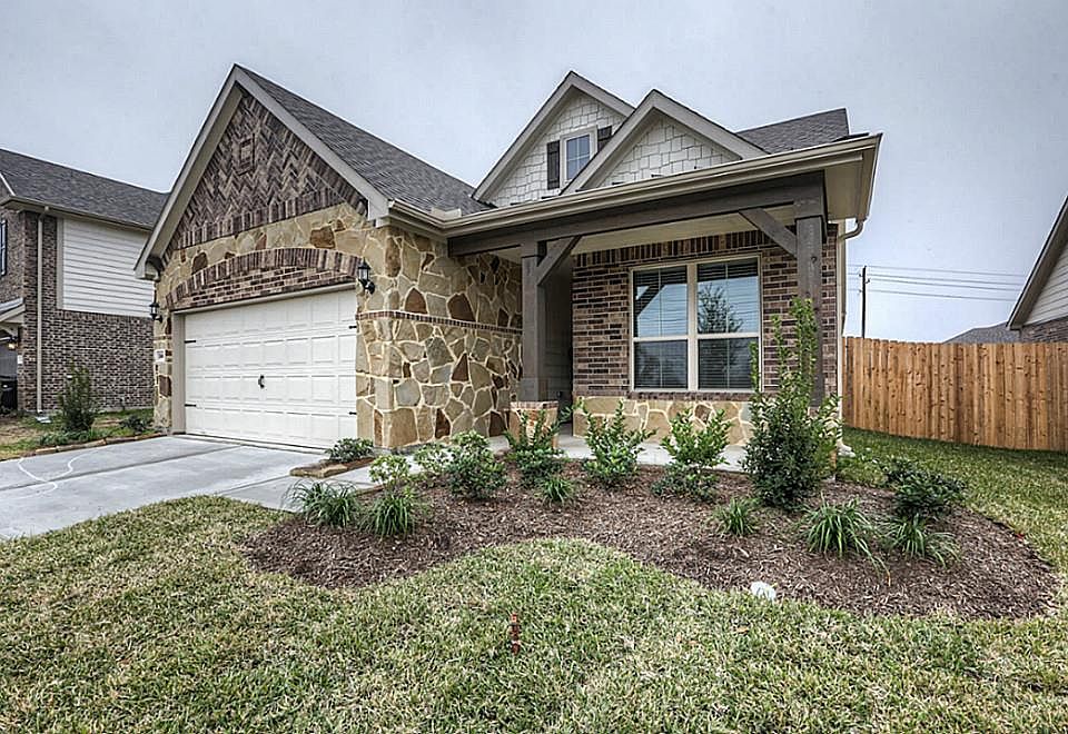 1st image of 24411 Royal Pike Dr