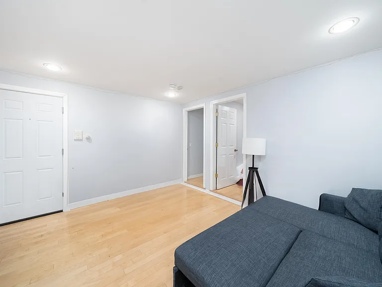 162 Steuben St #2 — Photo 7