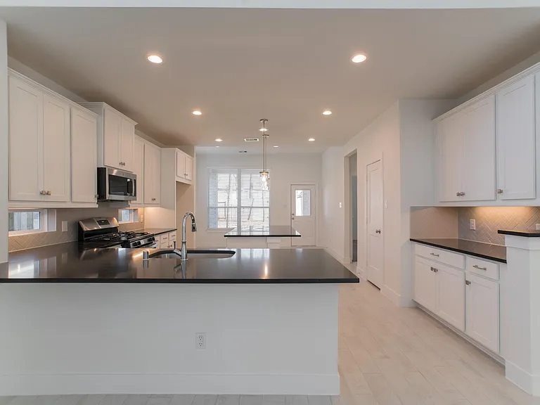 114 Hidden Peak Dr — Photo 12