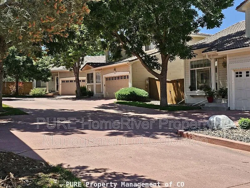 3 bed, 2.5 bath, 1534 sqft, $2,950 — Photo 3