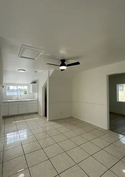 4815 S Normandie Ave #1/2 — Photo 8
