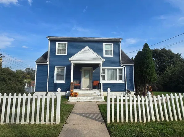 140 Robbins Ave, Ewing, NJ 08638