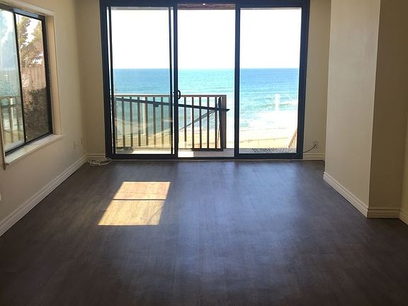 3rd image of 5015 Santa Cruz Ave Unit 101