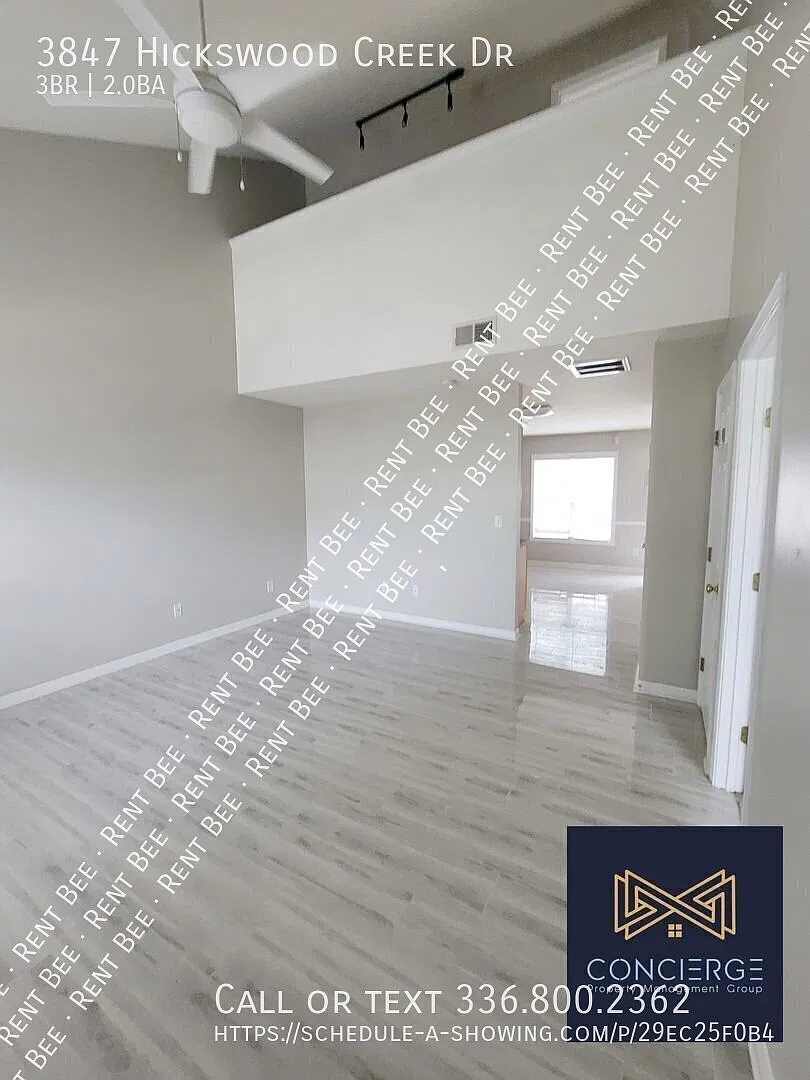 Immaculate Townhouse in North High Point — Photo 4