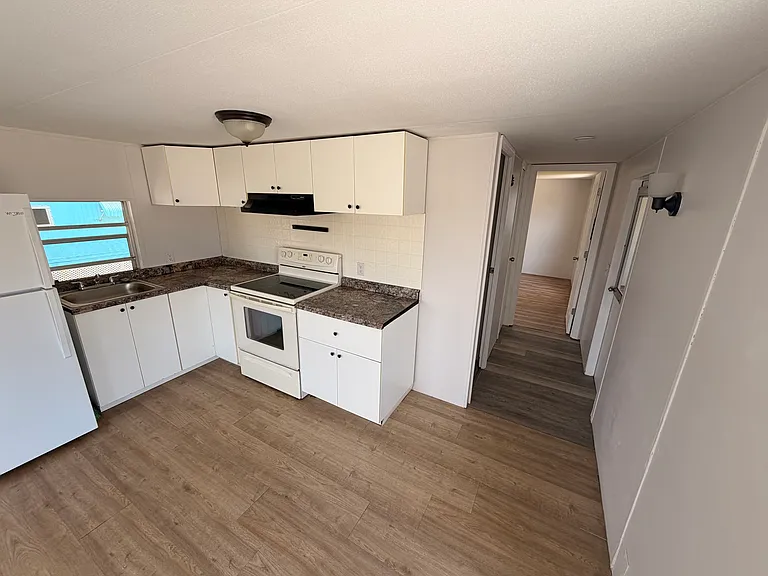9753 Seminole Blvd #303 — Photo 3