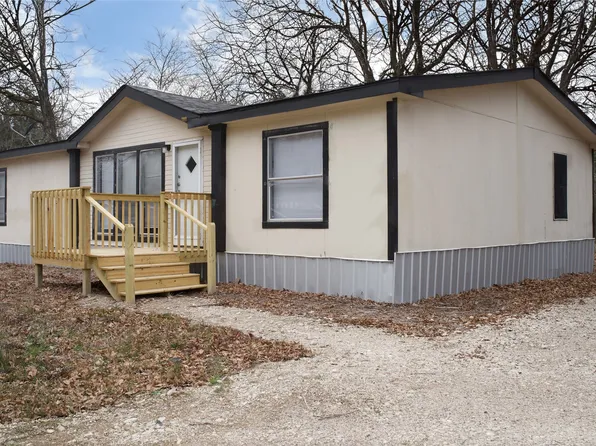 107 Pecos Dr, Mabank, TX 75156
