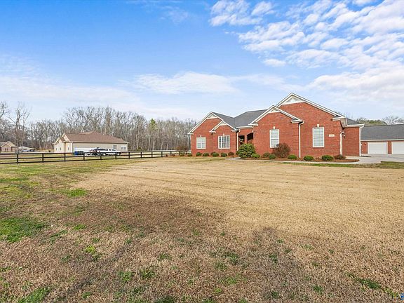 2nd image of 123 Paint Rock Rd