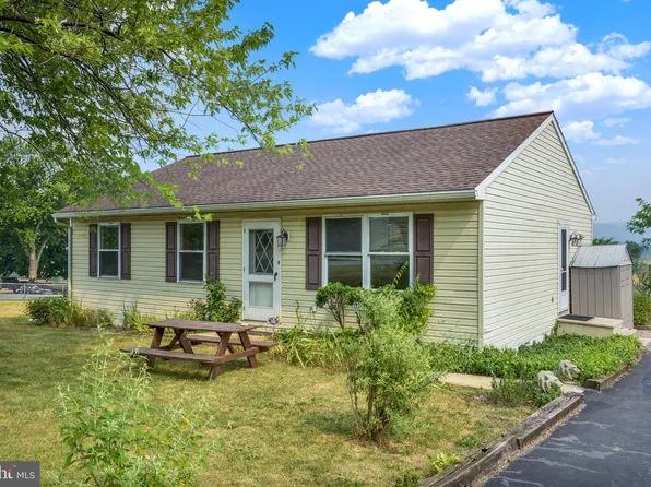 157 Elk Dr, Lebanon, PA 17046
