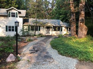 123 S Adams Dr, Mount Shasta, CA 96067