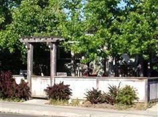 20054 1st St W, Sonoma, CA 95476