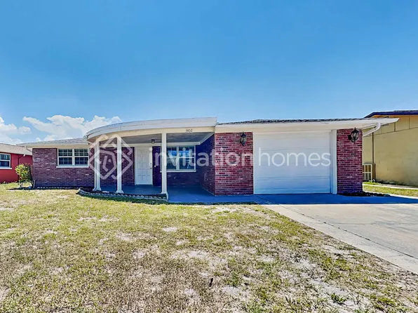 3402 Eisenhower Dr, Holiday, FL 34691