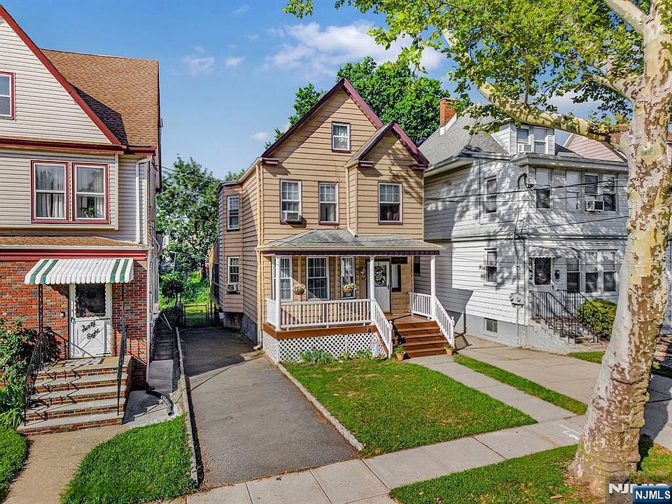 1st image of 64 Pavonia Ave
