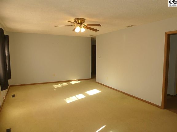 3rd image of 502 Saint Paul St
