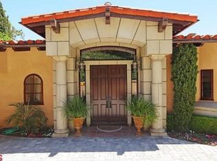 1440 Loma Vista Dr, Beverly Hills, CA 90210