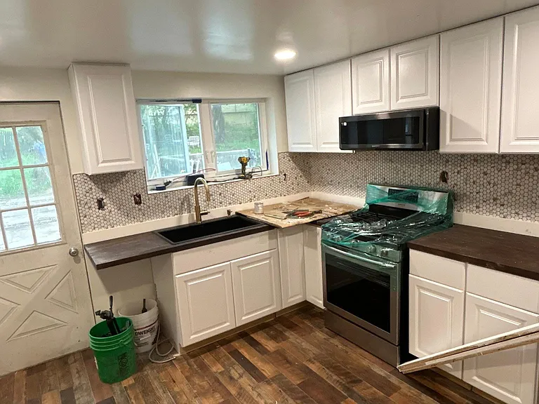 43 Ross St #2 — Photo 1