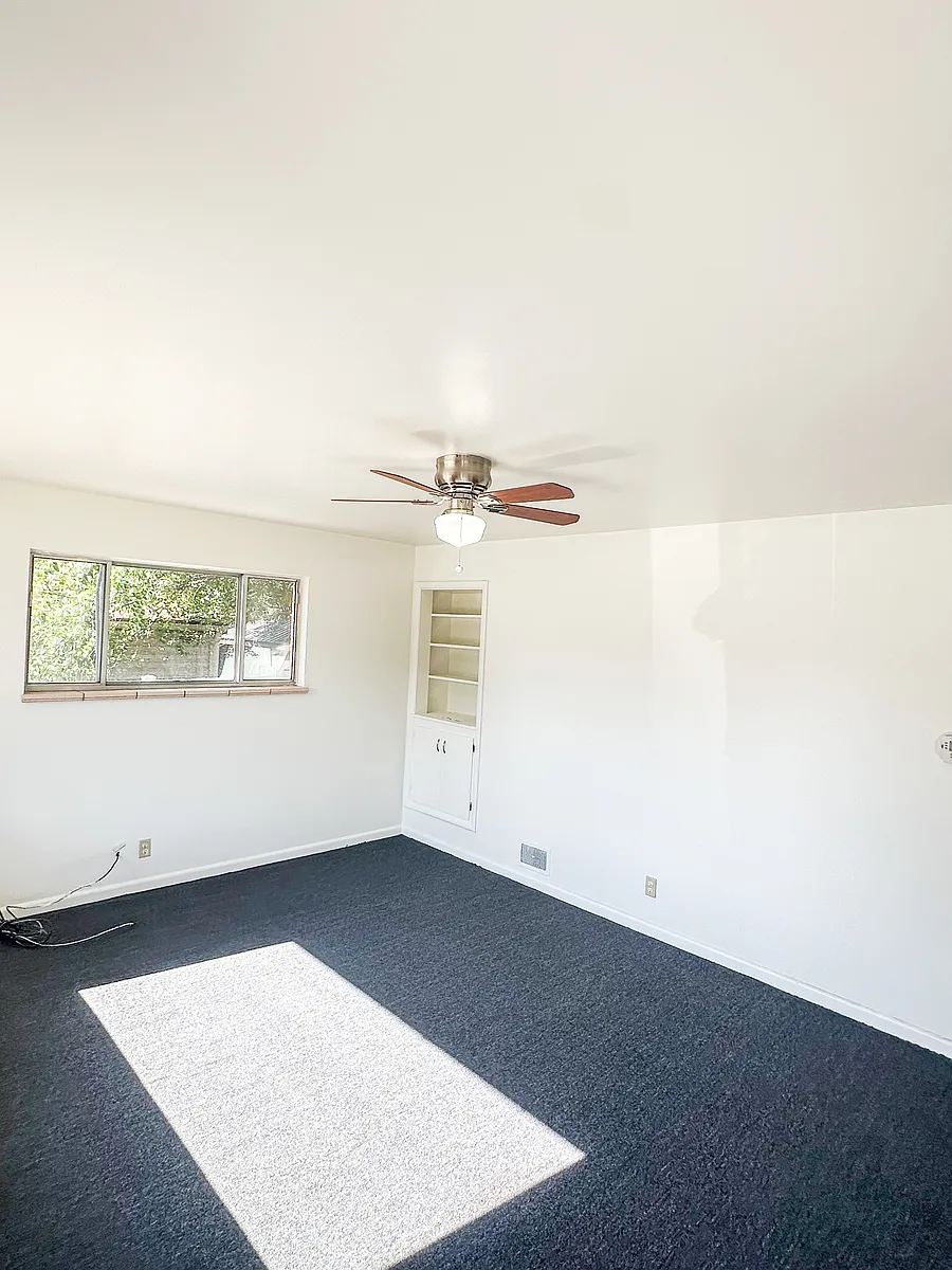Building Photo - 8810 S 280 E