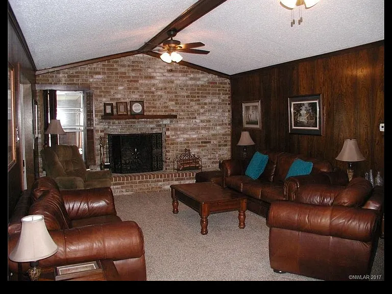 2506 Benton Rd — Photo 8