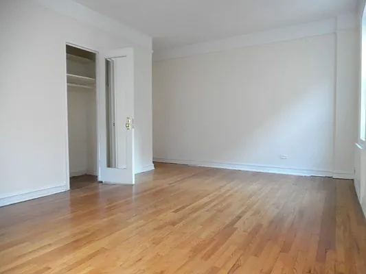 Rented by Keller Williams NYC | media 13