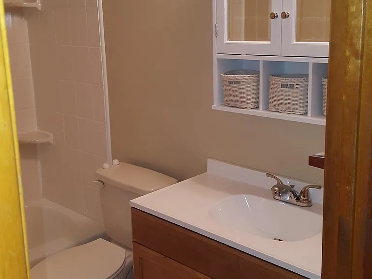 214 Greenside Ave #7 — Photo 9