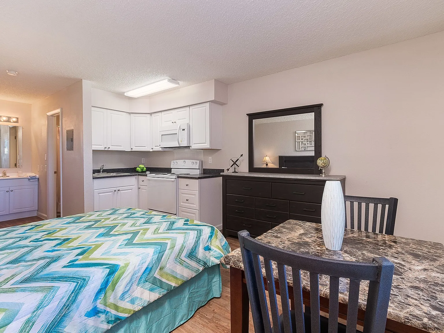 Trio Apartments — Photo 3
