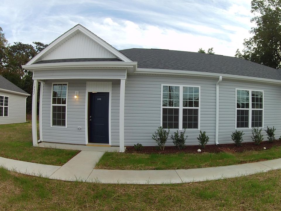 1st image of 1227 Rainey St #101