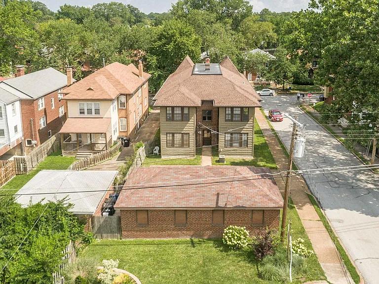 7300 Lindell Blvd — Photo 31
