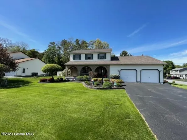 220 Shereen Court, Schenectady, NY 12304