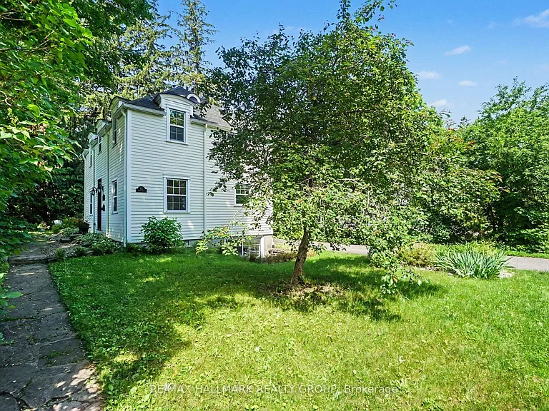 171 Minto Pl — Photo 22