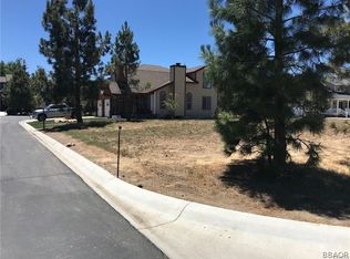296 Meadow Circle Dr, Big Bear Lake, CA 92315