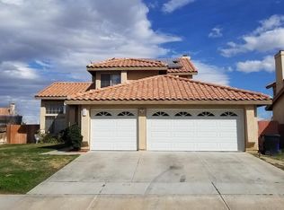 12805 Jade Dr, Victorville, CA 92392